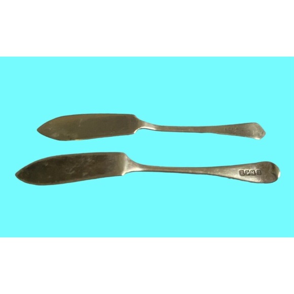 Children’s Antique Silverware Silver Plate 6 Pcs 4 Spoons 2 Butter Knives - Picture 7 of 8